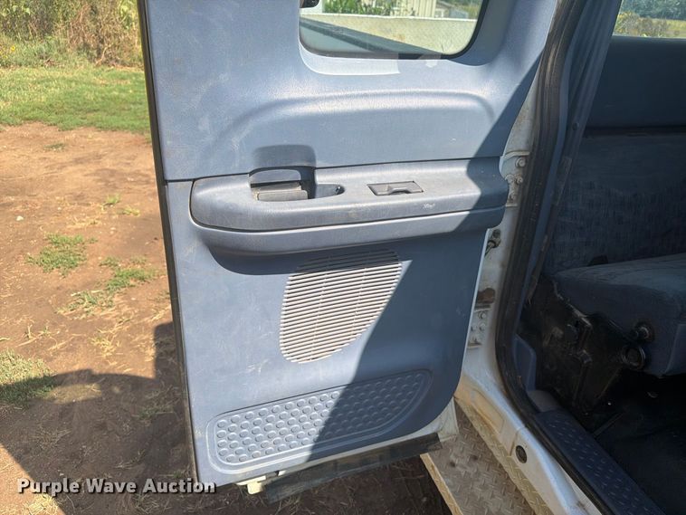 image for item DY3449 1999 Ford F250 Ext. Cab pickup truck