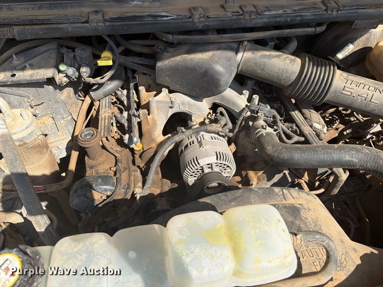 image for item DY3449 1999 Ford F250 Ext. Cab pickup truck