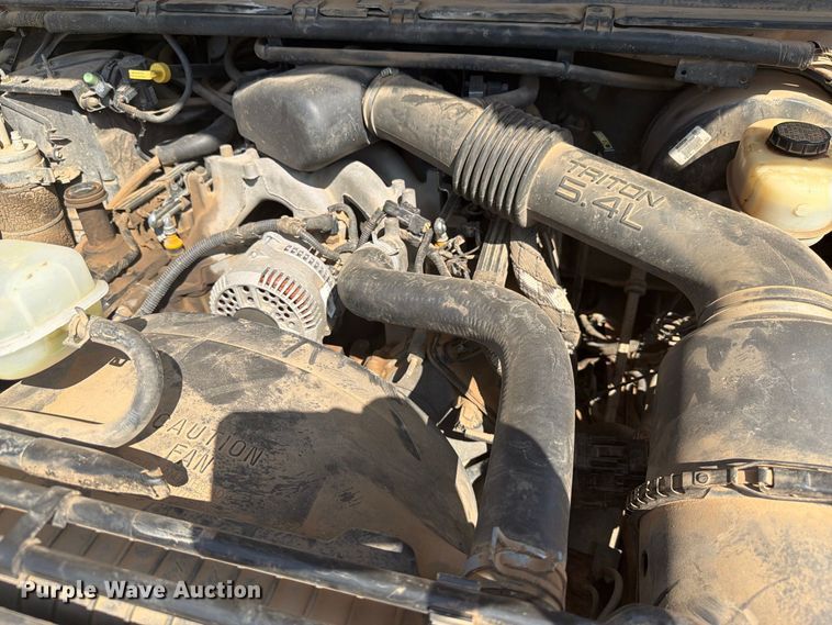 image for item DY3449 1999 Ford F250 Ext. Cab pickup truck