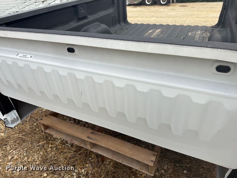 image for item DY3459 Chevrolet pickup truck bed