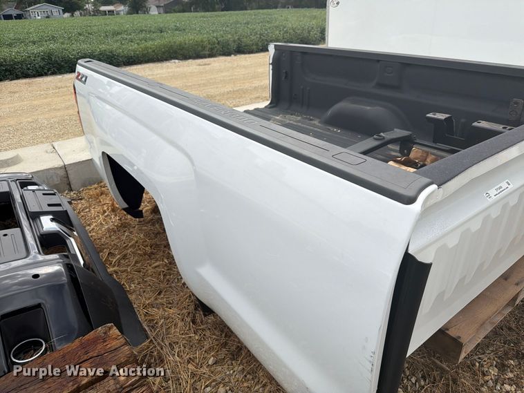 image for item DY3459 Chevrolet pickup truck bed