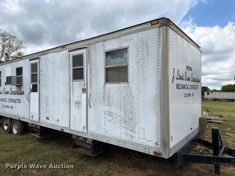image for item DZ4823 1988 Star Mobile office trailer