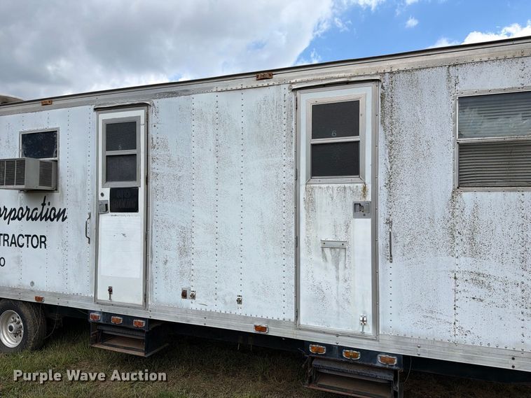 image for item DZ4823 1988 Star Mobile office trailer