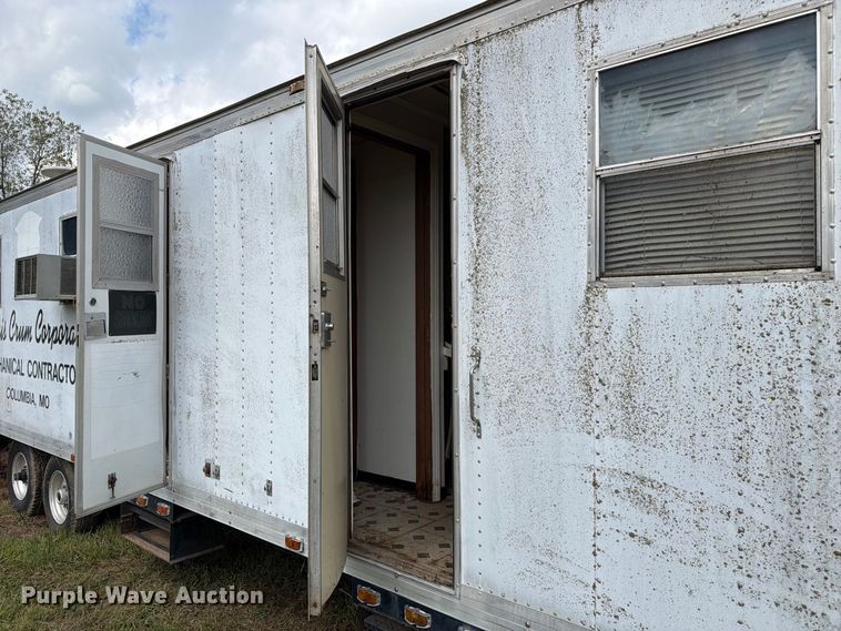 image for item DZ4823 1988 Star Mobile office trailer