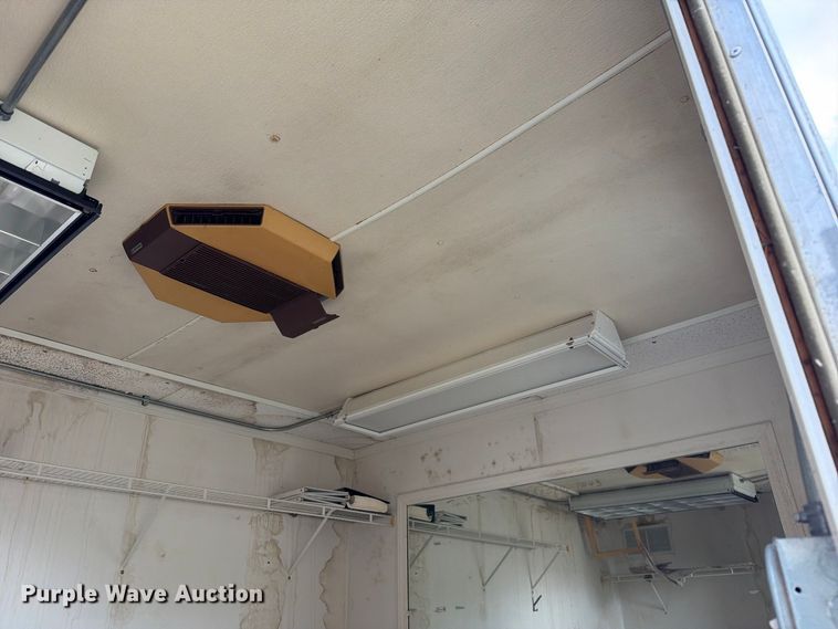 image for item DZ4823 1988 Star Mobile office trailer