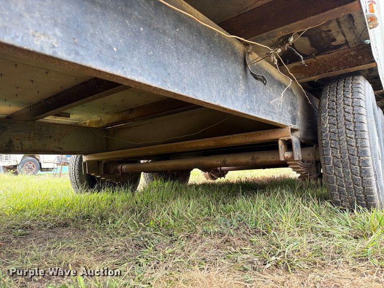 image for item DZ4823 1988 Star Mobile office trailer