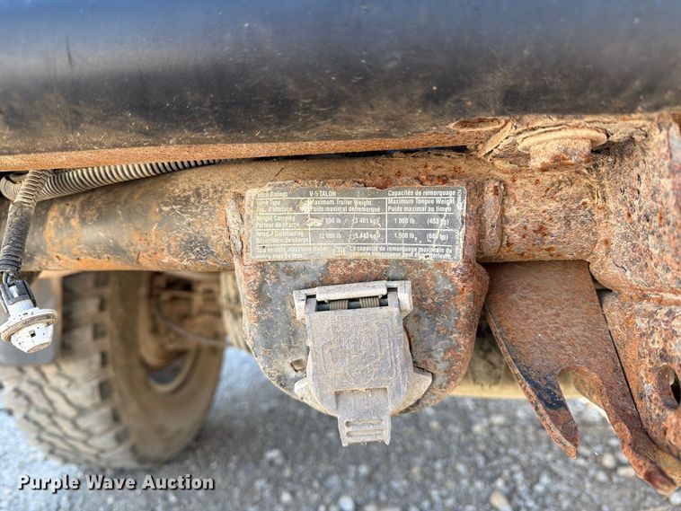 image for item DZ4843 2002 GMC Sierra 2500 Ext. Cab pickup truck