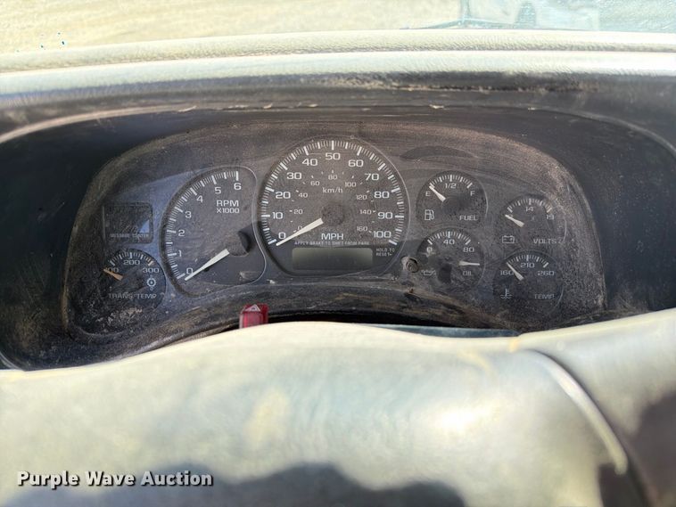 image for item DZ4843 2002 GMC Sierra 2500 Ext. Cab pickup truck
