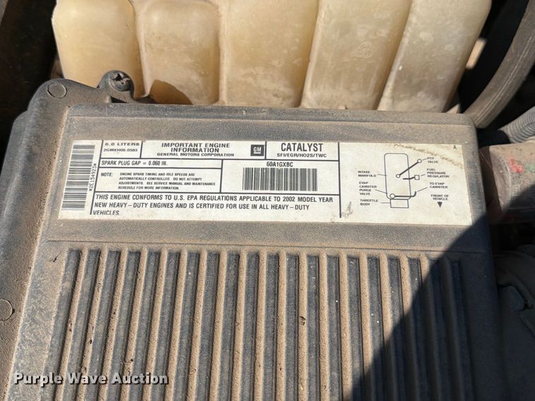 image for item DZ4843 2002 GMC Sierra 2500 Ext. Cab pickup truck