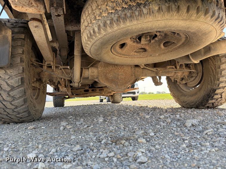 image for item DZ4843 2002 GMC Sierra 2500 Ext. Cab pickup truck