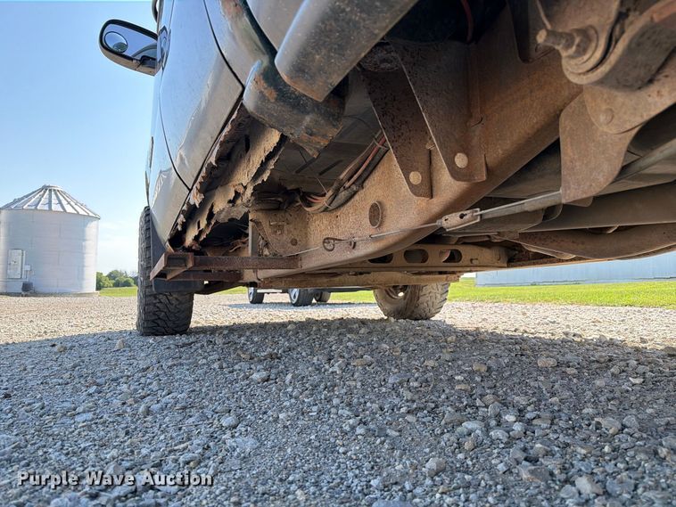 image for item DZ4843 2002 GMC Sierra 2500 Ext. Cab pickup truck