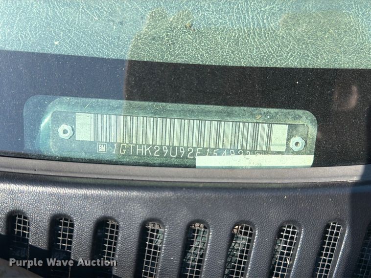 image for item DZ4843 2002 GMC Sierra 2500 Ext. Cab pickup truck