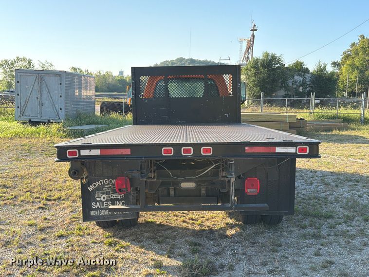 image for item DZ4848 2006 Chevrolet C5500 dump flatbed truck