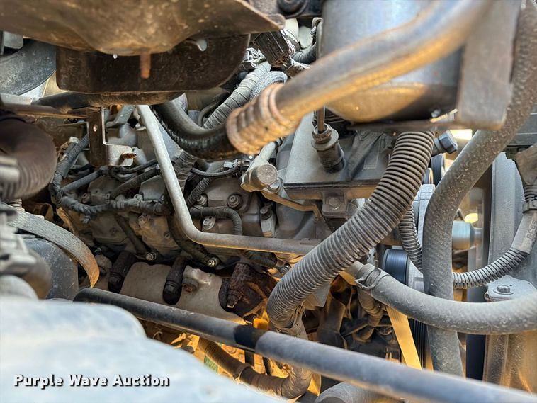 image for item DZ4848 2006 Chevrolet C5500 dump flatbed truck