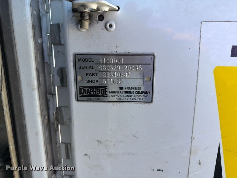 image for item DZ4849 2004 Chevrolet Silverado 3500 utility bed pickup truck