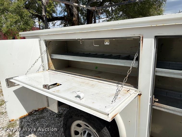 image for item DZ4851 2011 Chevrolet Silverado 3500HD Ext. Cab utility bed pickup truck