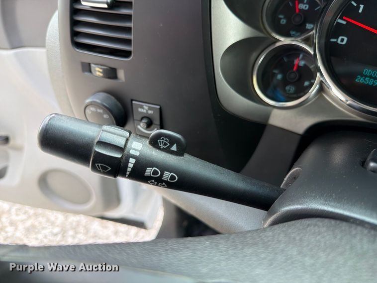 image for item DZ4851 2011 Chevrolet Silverado 3500HD Ext. Cab utility bed pickup truck