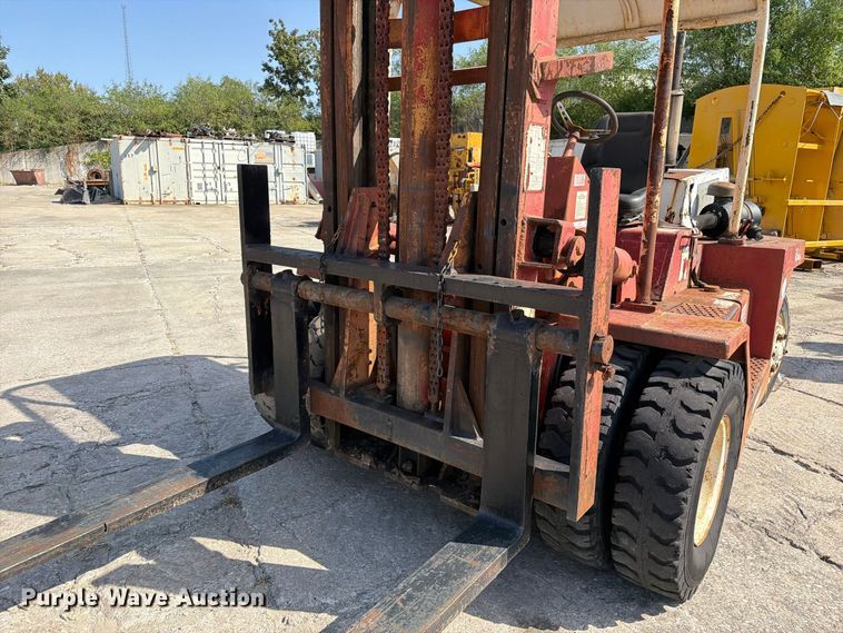 image for item DZ4867 1971 Taylor Y-12-WS forklift