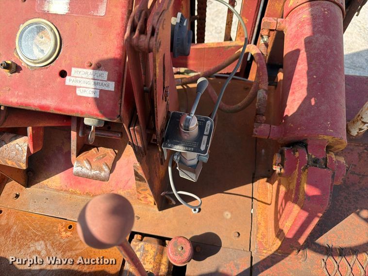 image for item DZ4867 1971 Taylor Y-12-WS forklift