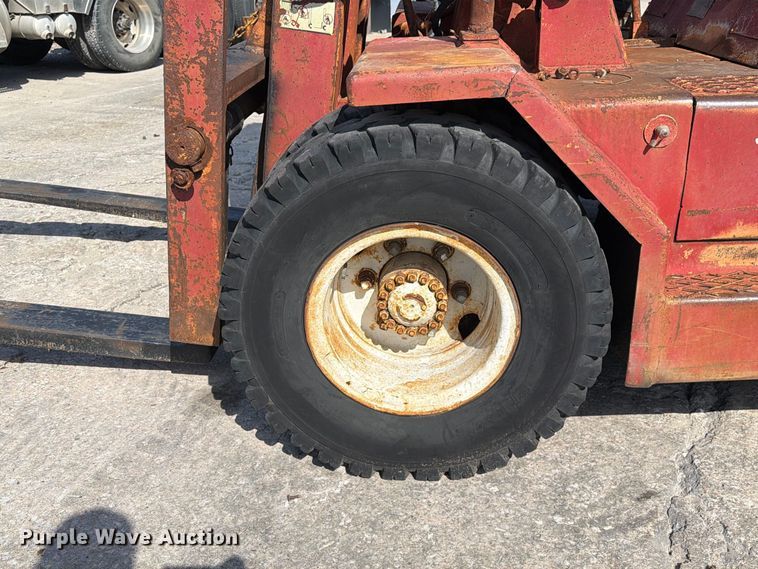 image for item DZ4867 1971 Taylor Y-12-WS forklift
