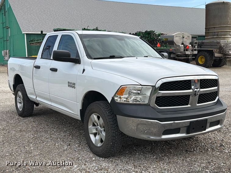 image for item DZ4895 2015 RAM 1500 Crew Cab pickup truck