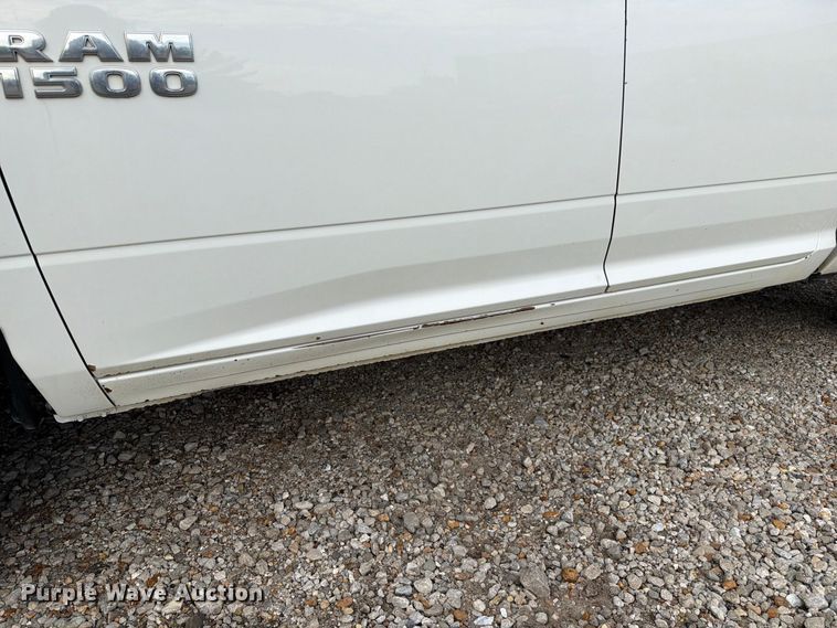 image for item DZ4895 2015 RAM 1500 Crew Cab pickup truck