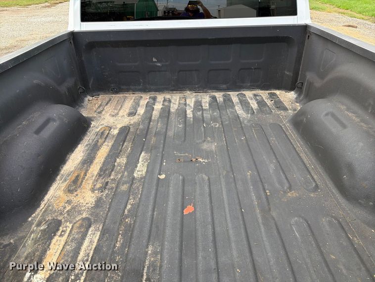 image for item DZ4895 2015 RAM 1500 Crew Cab pickup truck