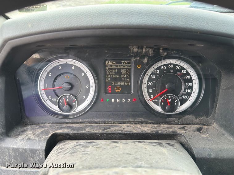 image for item DZ4895 2015 RAM 1500 Crew Cab pickup truck