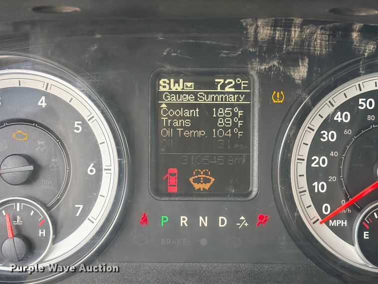 image for item DZ4895 2015 RAM 1500 Crew Cab pickup truck
