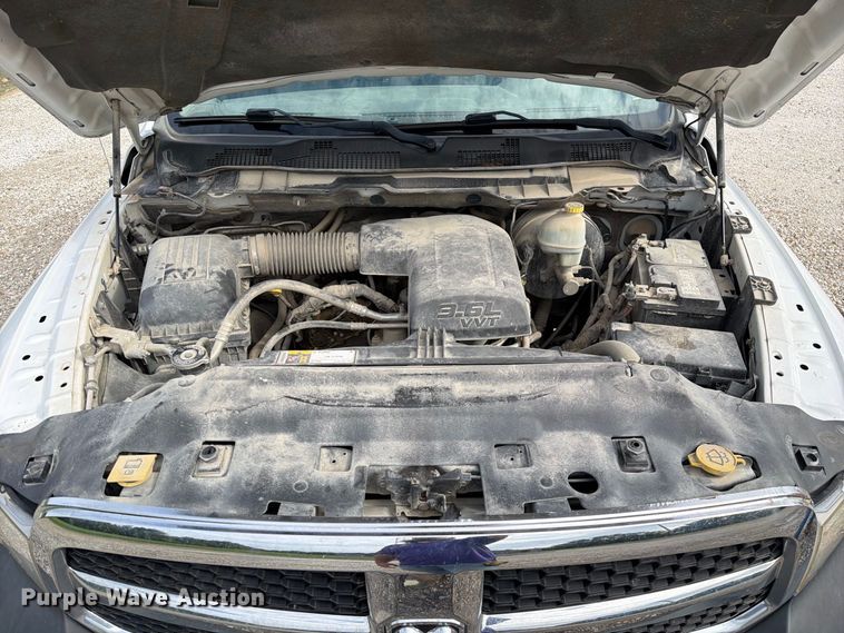 image for item DZ4895 2015 RAM 1500 Crew Cab pickup truck