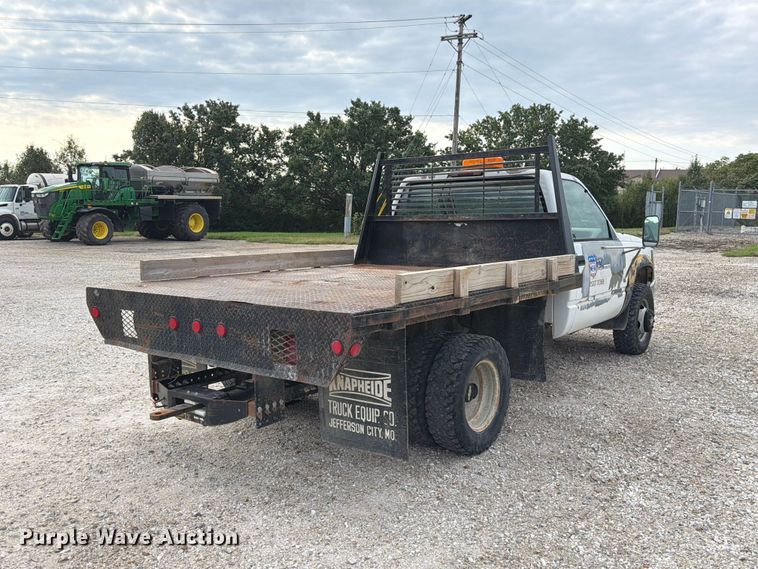 image for item DZ4896 1995 Chevrolet Cheyenne 3500 flatbed pickup truck