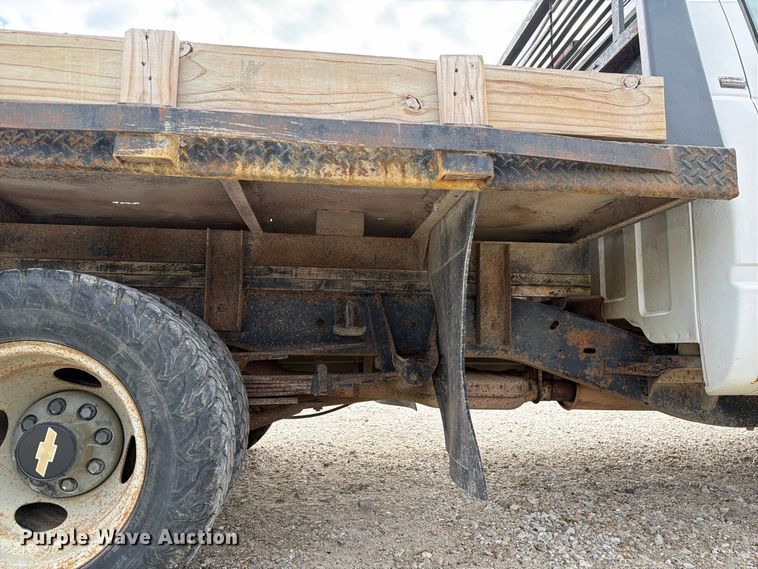 image for item DZ4896 1995 Chevrolet Cheyenne 3500 flatbed pickup truck