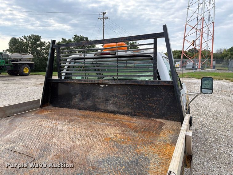 image for item DZ4896 1995 Chevrolet Cheyenne 3500 flatbed pickup truck