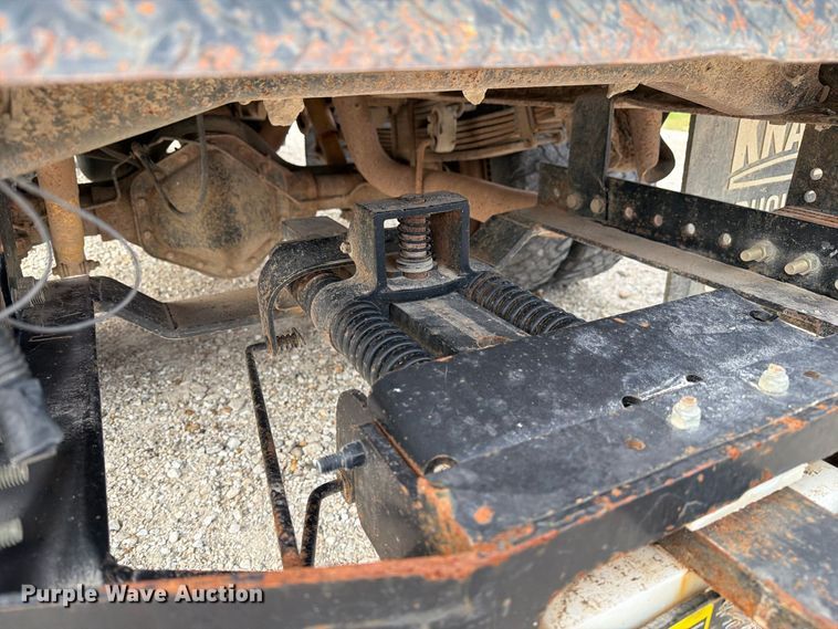 image for item DZ4896 1995 Chevrolet Cheyenne 3500 flatbed pickup truck