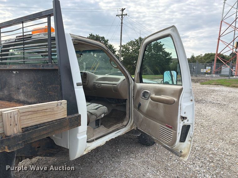 image for item DZ4896 1995 Chevrolet Cheyenne 3500 flatbed pickup truck