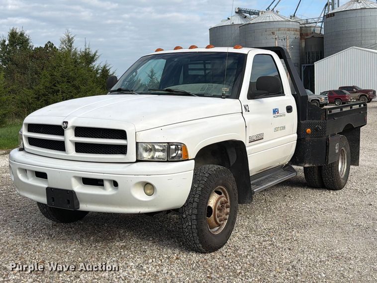 1999 Dodge Ram 3500 flatbed pickup truck