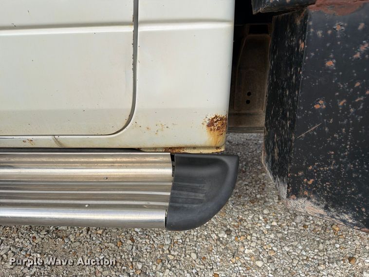 image for item DZ4897 1999 Dodge Ram 3500 flatbed pickup truck