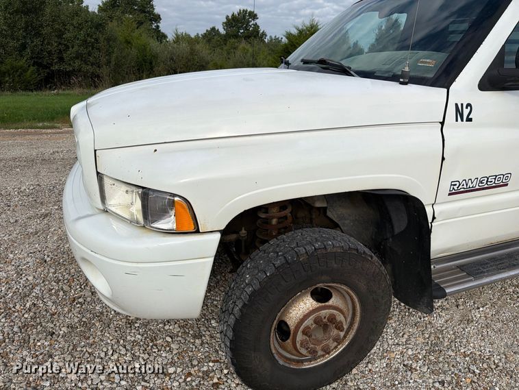 image for item DZ4897 1999 Dodge Ram 3500 flatbed pickup truck