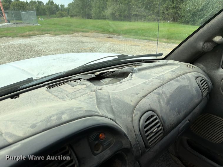 image for item DZ4897 1999 Dodge Ram 3500 flatbed pickup truck