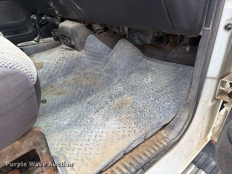 image for item DZ4897 1999 Dodge Ram 3500 flatbed pickup truck