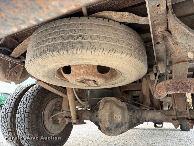image for item DZ4897 1999 Dodge Ram 3500 flatbed pickup truck
