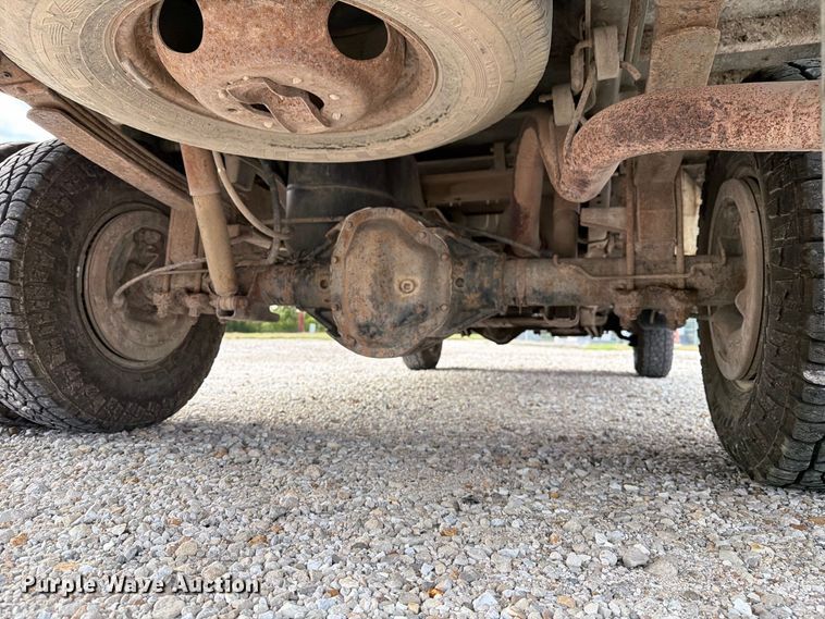 image for item DZ4897 1999 Dodge Ram 3500 flatbed pickup truck