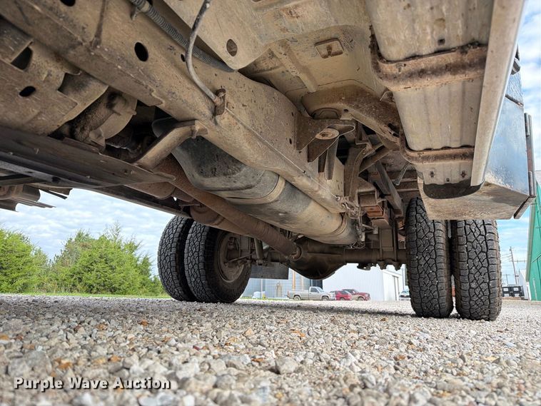 image for item DZ4897 1999 Dodge Ram 3500 flatbed pickup truck