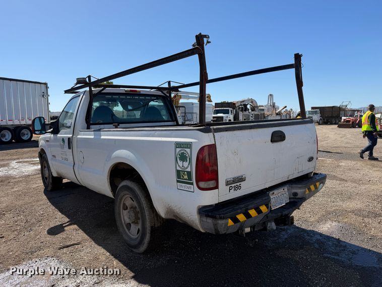 image for item EA0050 2006 Ford F250 Super Duty pickup truck