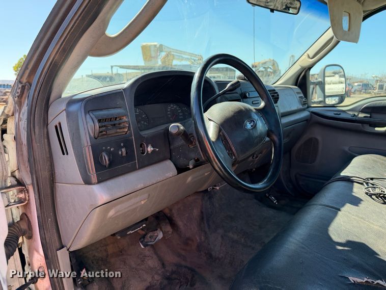 image for item EA0050 2006 Ford F250 Super Duty pickup truck
