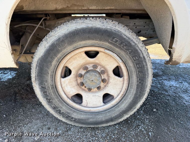 image for item EA0050 2006 Ford F250 Super Duty pickup truck