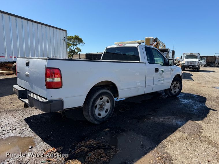 image for item EA0051 2006 Ford F150 Ext. Cab pickup truck