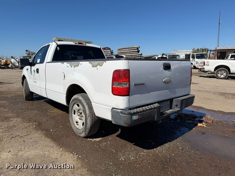 image for item EA0051 2006 Ford F150 Ext. Cab pickup truck