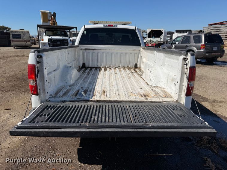 image for item EA0051 2006 Ford F150 Ext. Cab pickup truck