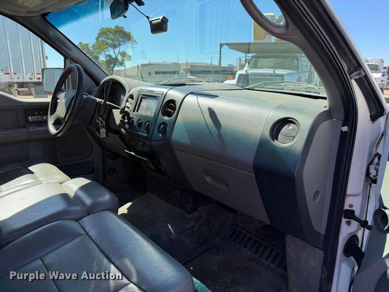 image for item EA0051 2006 Ford F150 Ext. Cab pickup truck